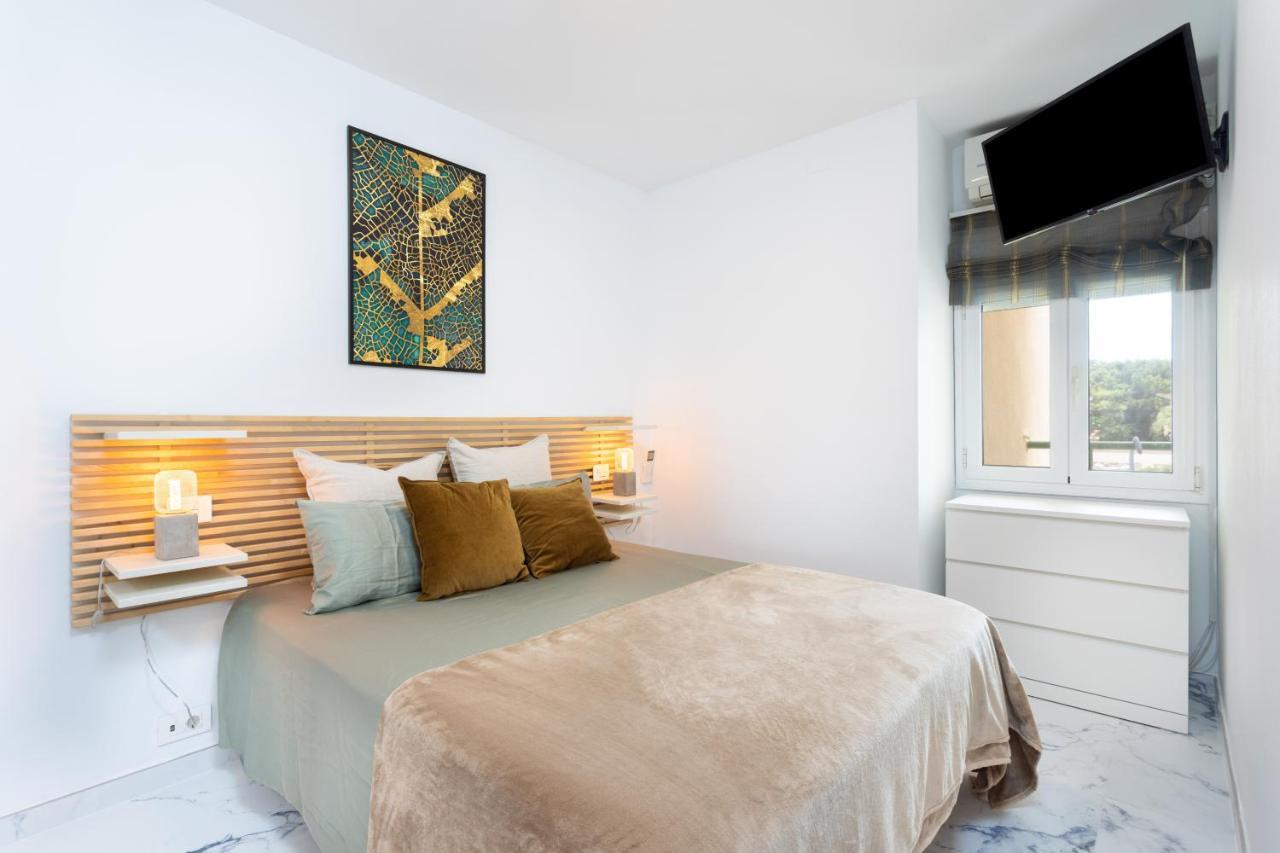 Cozy 1St Sea Line Apartment In The Quiet Area Los Cristianos  Esterno foto